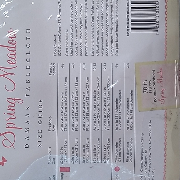 Tablecloth - Picture 3 of 4